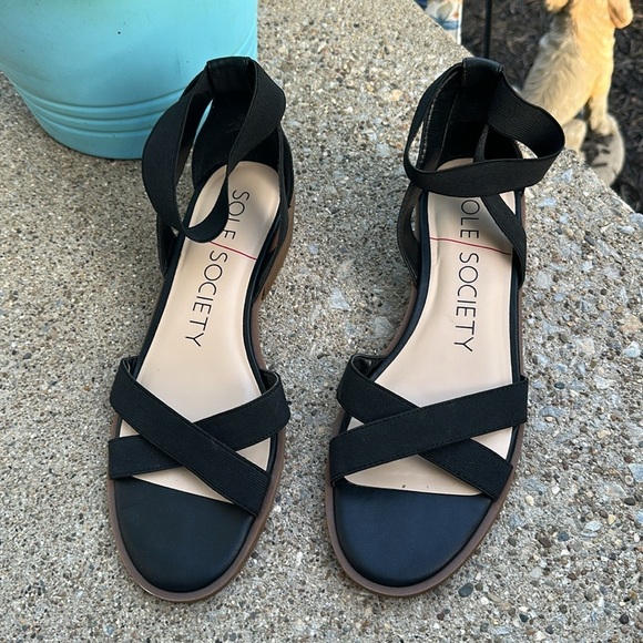 Sole Society Black Sandals with small heel size 10 Women’s - Picture 2 of 6